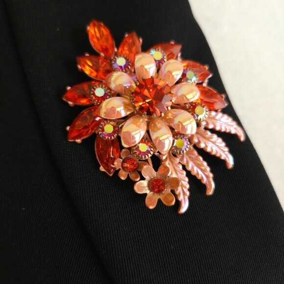Vintage Peach Enamel & Orange Rhinestone Flower Brooch & Earring Set - Picture 8 of 9